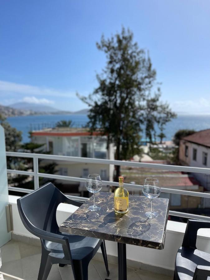 Diamond Hotel Sarandë Esterno foto